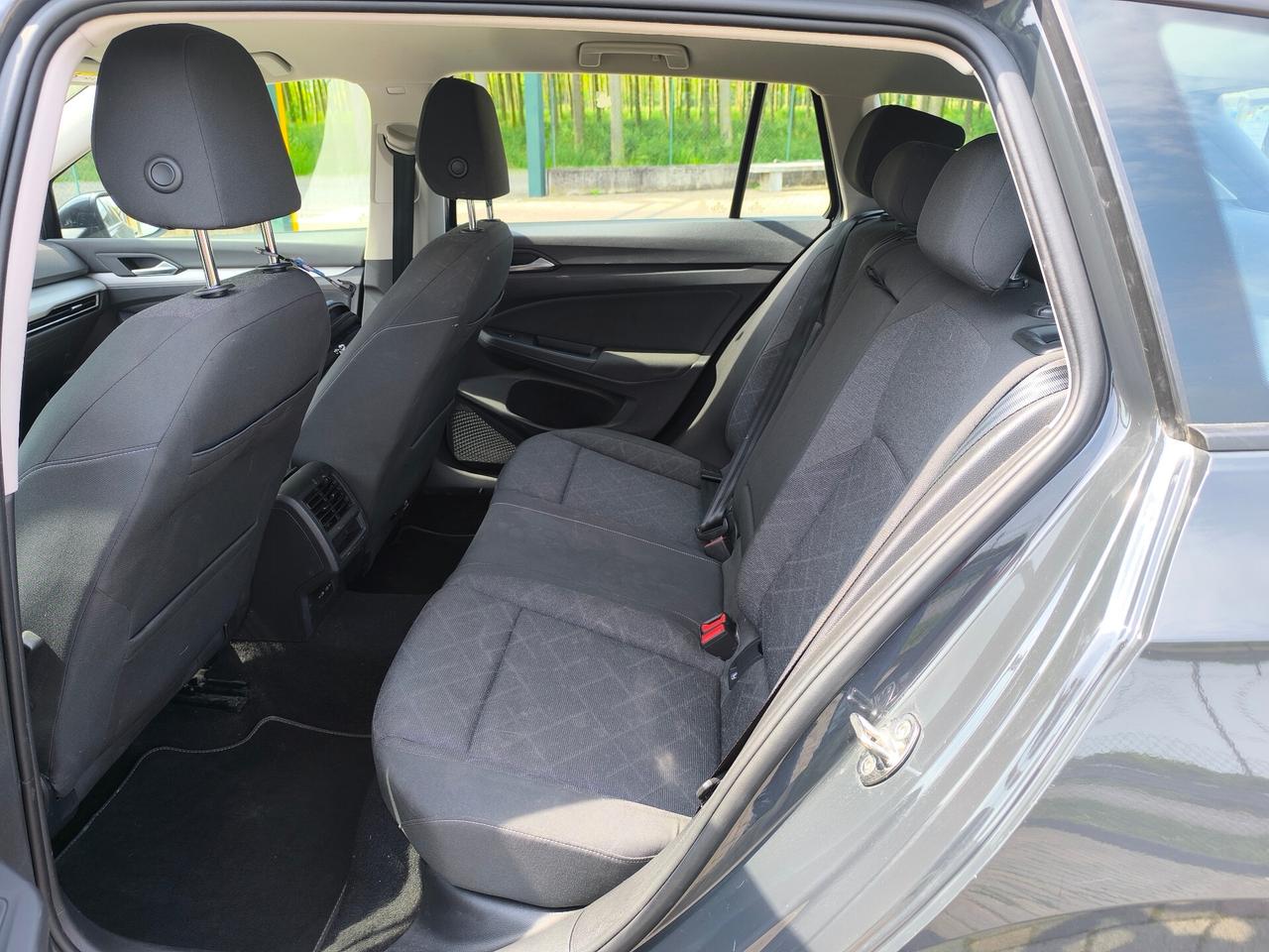 Volkswagen Golf Variant 1.5 eTSI EVO ACT DSG Life