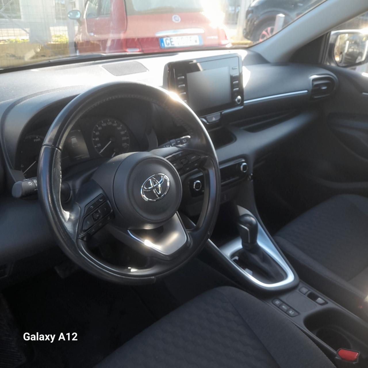 Toyota Yaris 1.5 Hybrid 5 porte Lounge