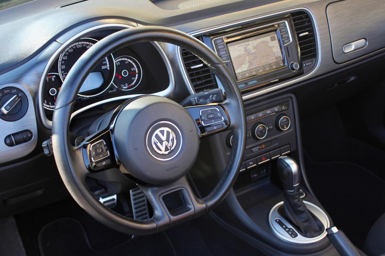 Volkswagen Maggiolino Cabrio 1.2 TSI DSG 105CV NAVY SENSORI