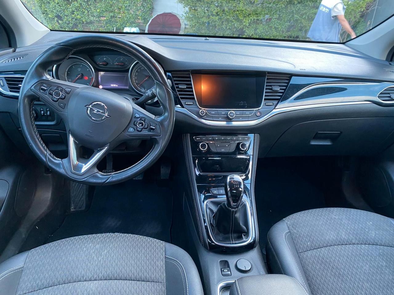 Opel Astra 1.6 CDTi 5 porte