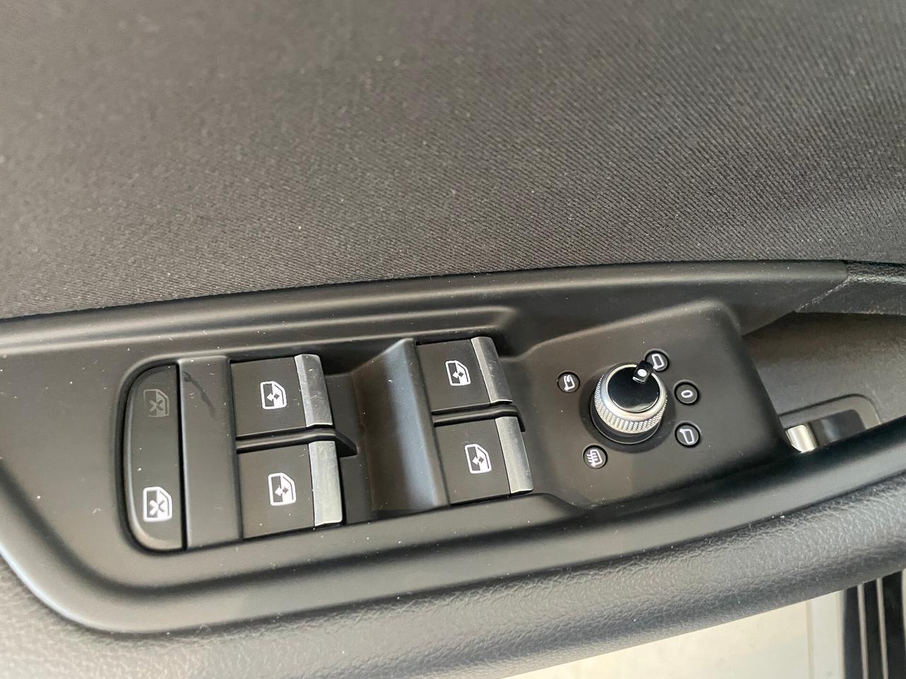 Audi A4 30 TDI/136 CV S tronic Business Advanced