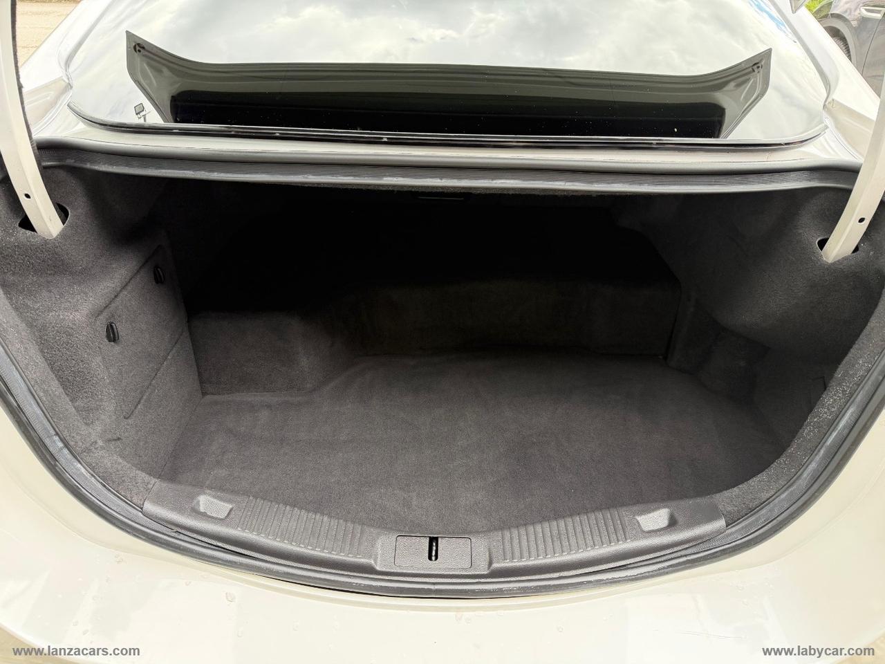 FORD Mondeo F.Hybrid 2.0 187CV eCVT 4p. Vign.