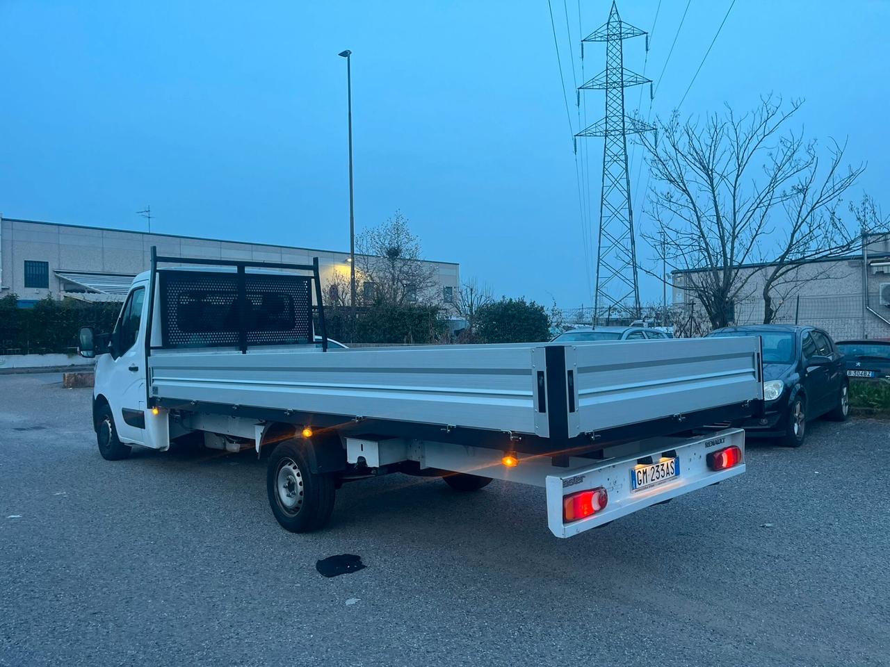 Renault Master T35 2.3 dCi 165 extralungooo