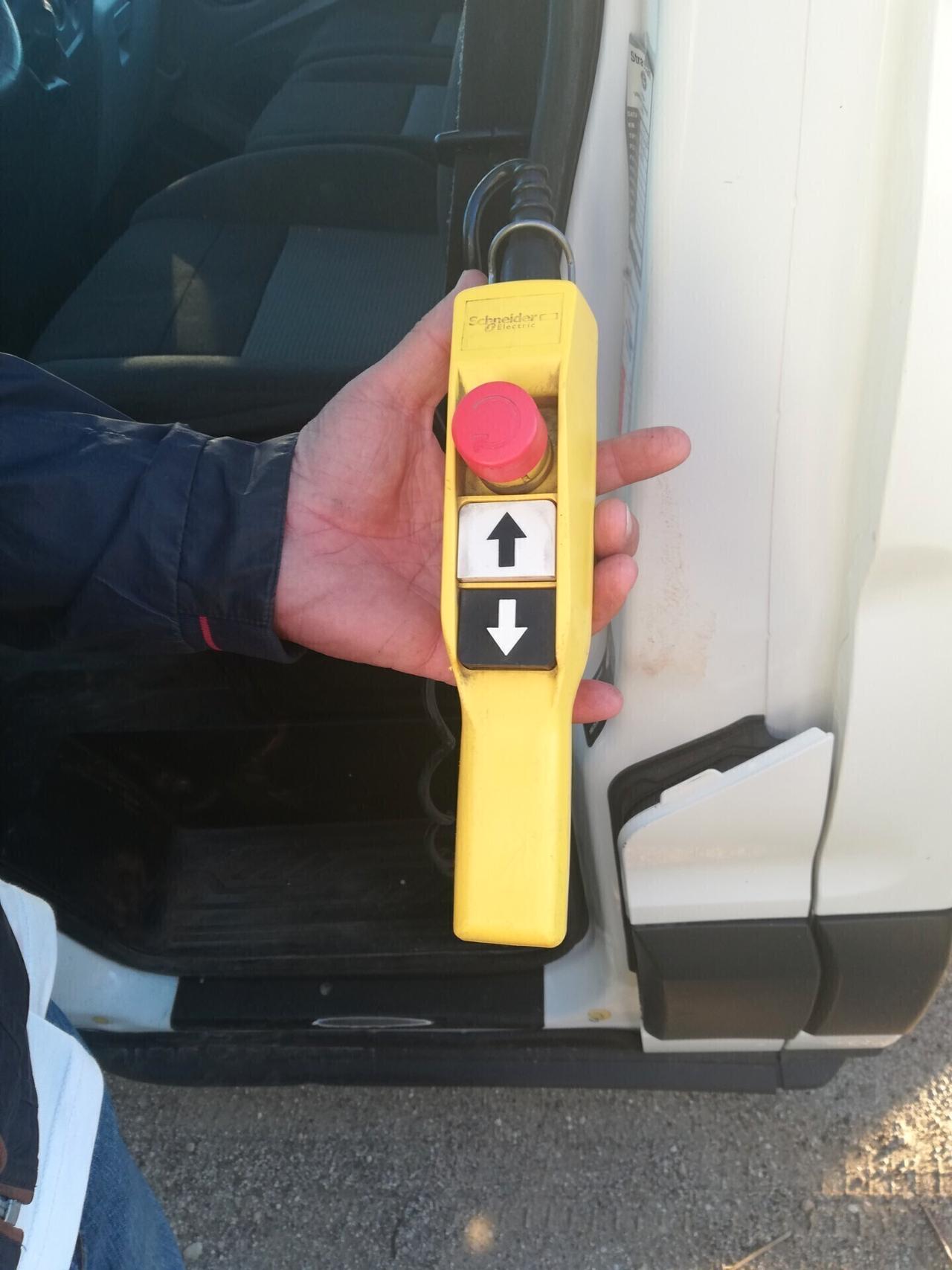 Ford Transit Cassone Ribaltabile Trilaterale