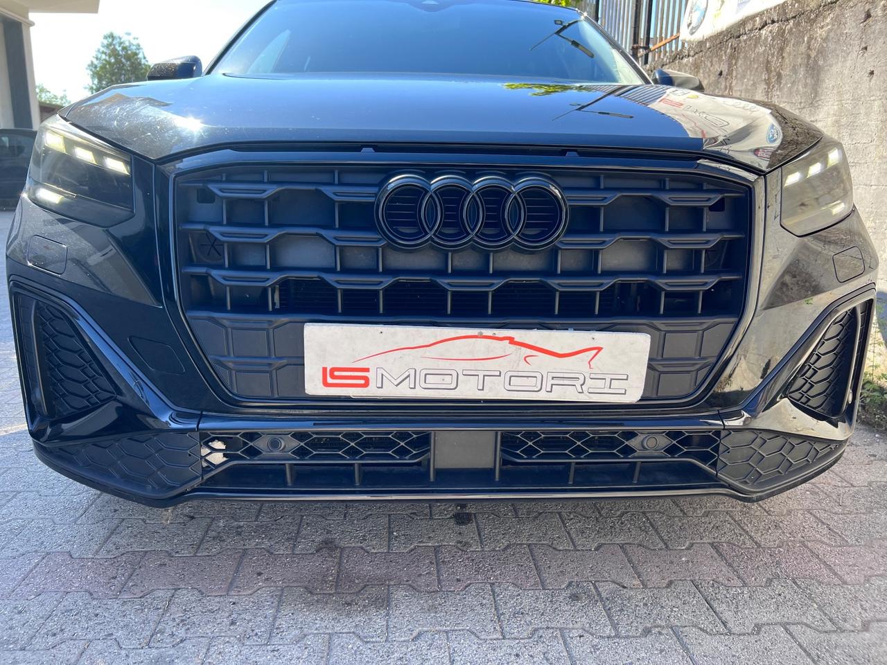 Audi Q2 30 TDI S line Edition Blockshaft