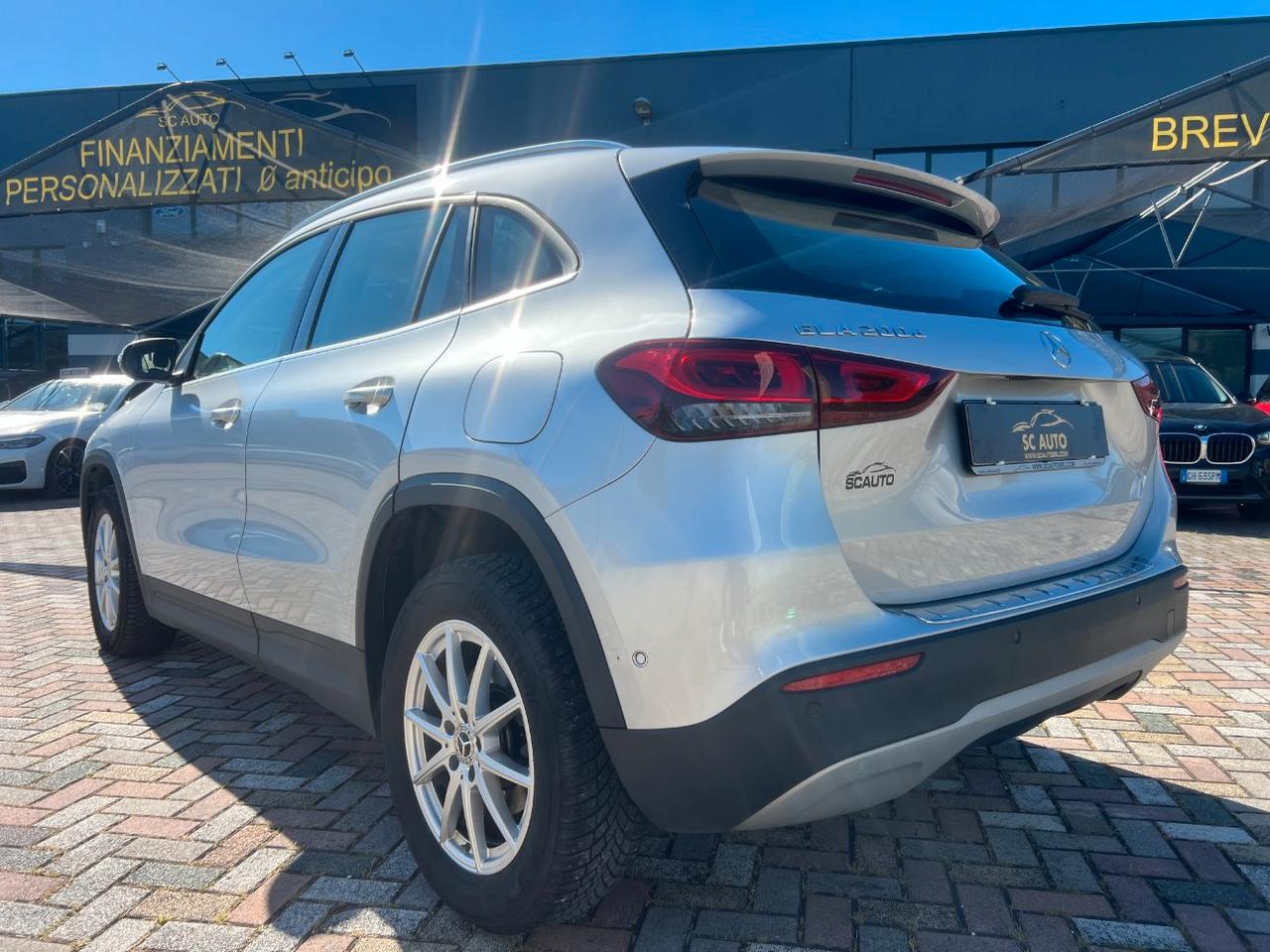 Mercedes GLA 200 d Business Extra auto