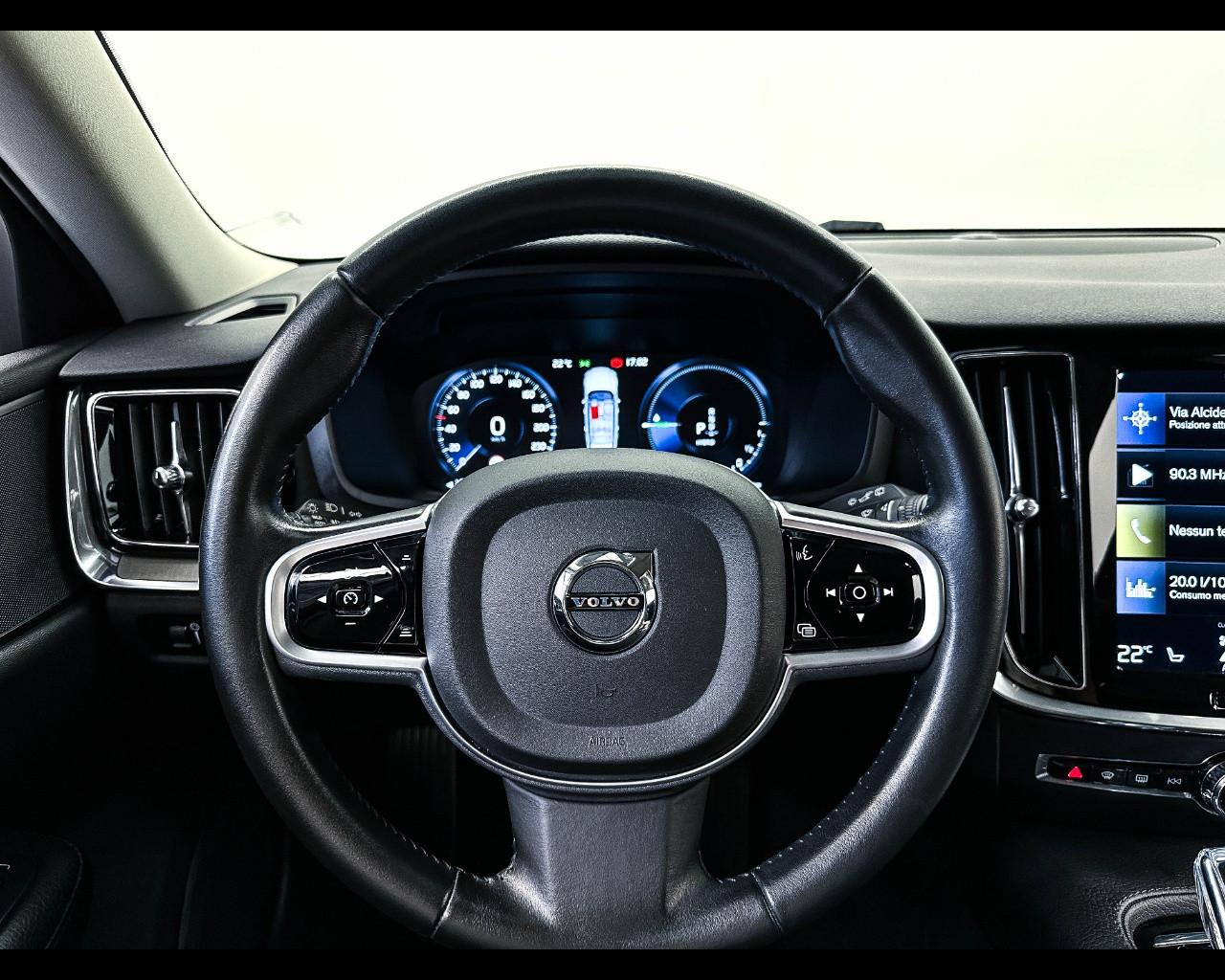 VOLVO V60 T6 Recharge AWD Plug-in Hybrid Inscription