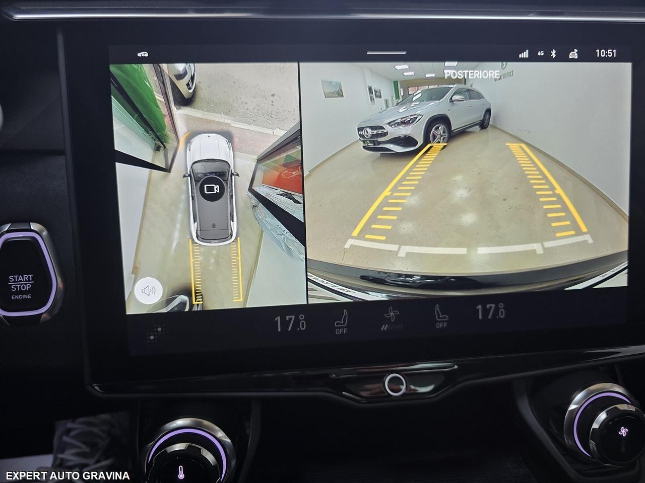 LYNK & CO 01 PLUG-IN **TOTAL BLACK**