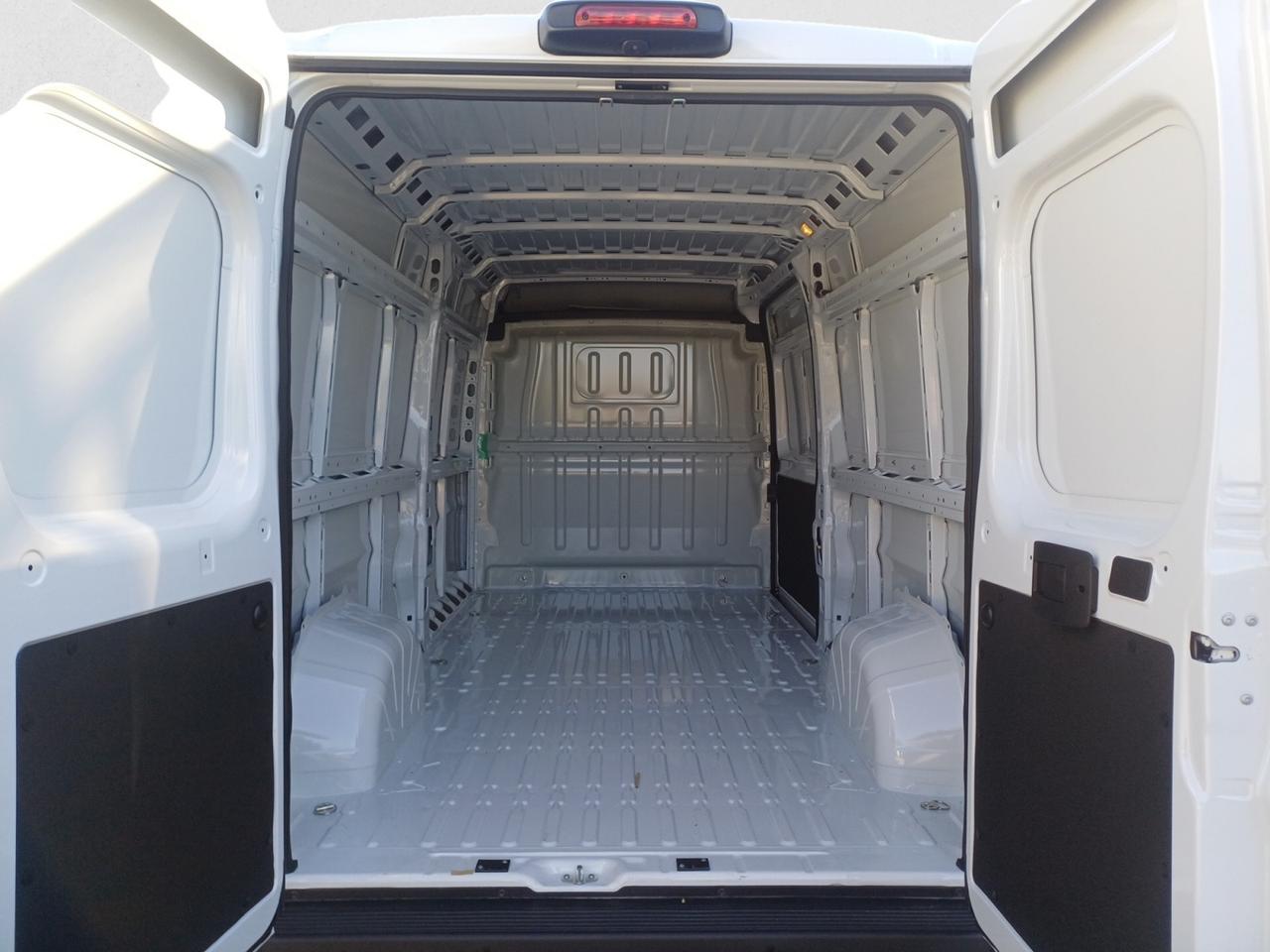 PEUGEOT Boxer Furgone 335 L3 H2 2.2 BlueHDi 140 cv S&S