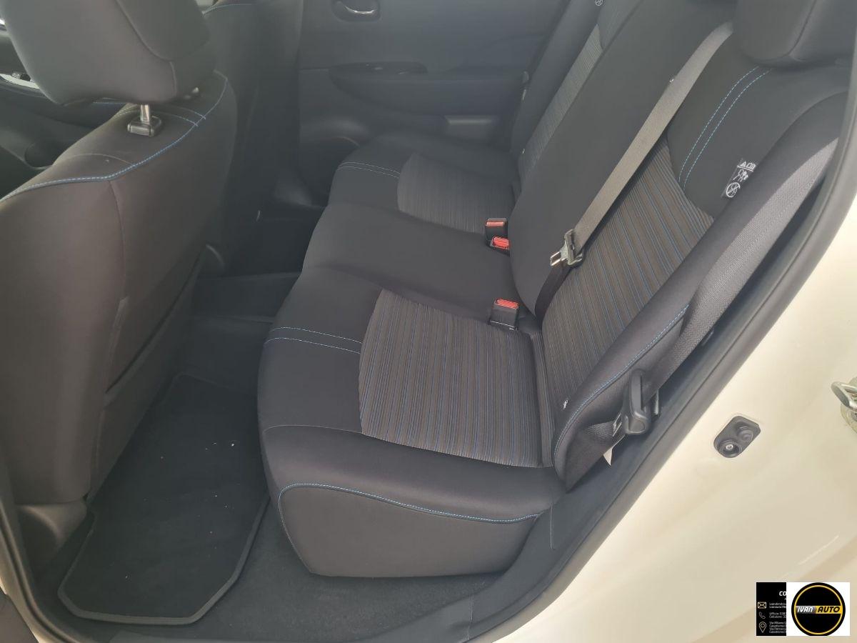 NISSAN Leaf Tekna 40 kWh-Elettrica-20.000 Km