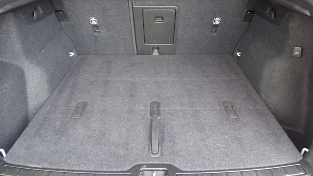 VOLVO XC40 B3 automatico Plus Dark