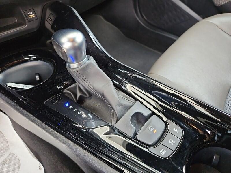 Toyota C-HR C-HR 1.8 Hybrid E-CVT Lounge
