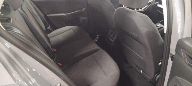 VOLKSWAGEN Golf 1.0 eTSI EVO DSG Life 17" MHEV