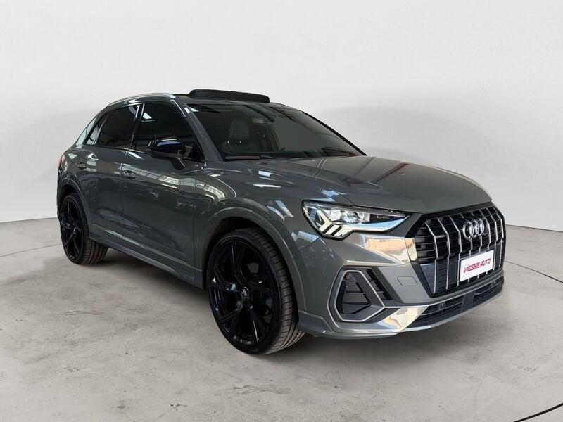 Audi Q3 Q3 2.0 TDI 150 CV quattro S line Edition