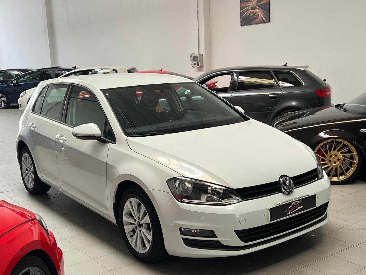 Volkswagen Golf 1.6 TDI DSG 5p. PER NEOPATENTATI CAMBIO AUTOMATICO