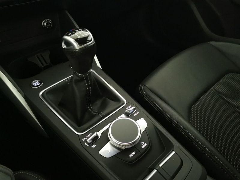 Audi Q2 35 1.5 tfsi S line edition