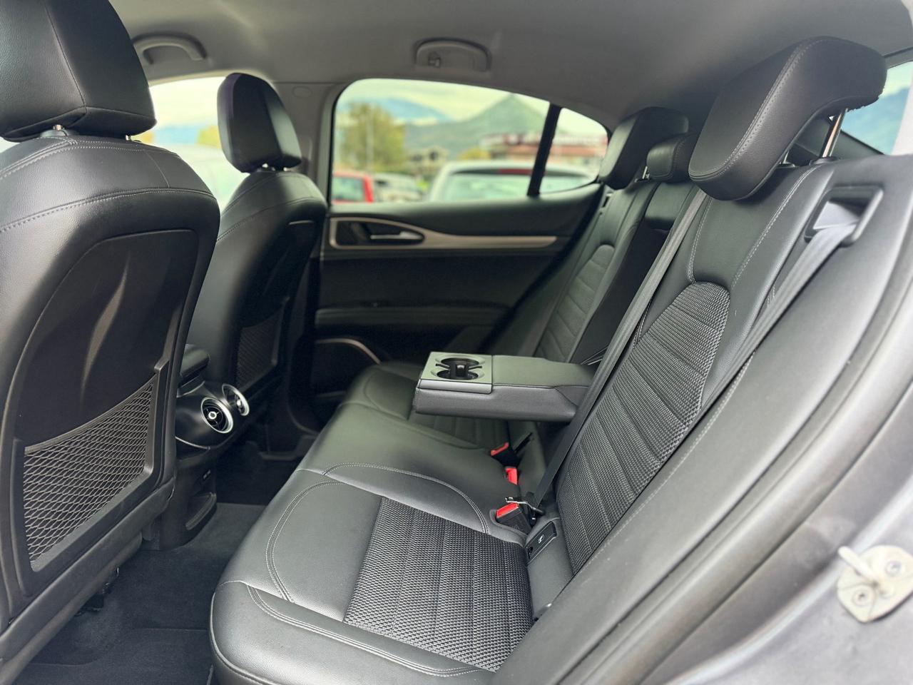 Alfa Romeo Stelvio 2.2 190 CV AT8 Q4 Sprint 2021