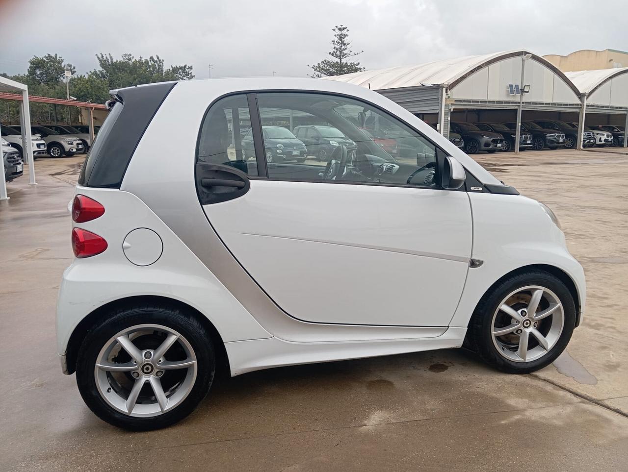 Smart ForTwo 800 40 kW coupé passion cdi