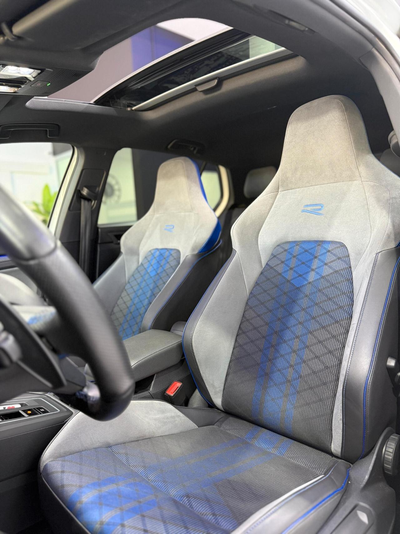 Volkswagen Golf 2.0 TSI R DSG 4Motion