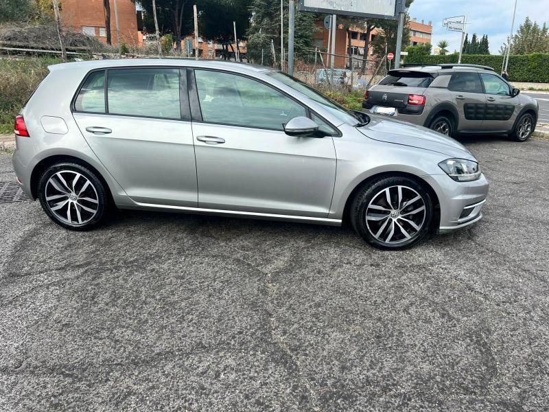 Volkswagen Golf 5 Porte Golf 5p 1.6 tdi CERCHI PDC NAV 115cv distr nuova!115cv