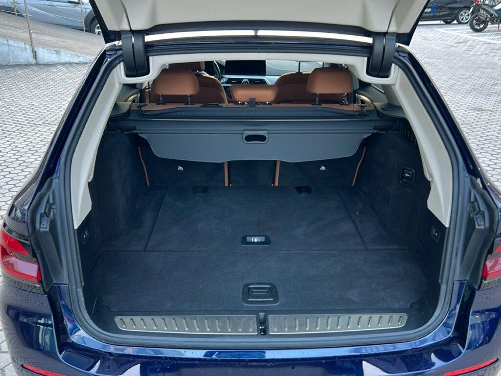 BMW Serie 5 Touring 520 d Mild Hybrid 48V Luxury xDrive Steptronic