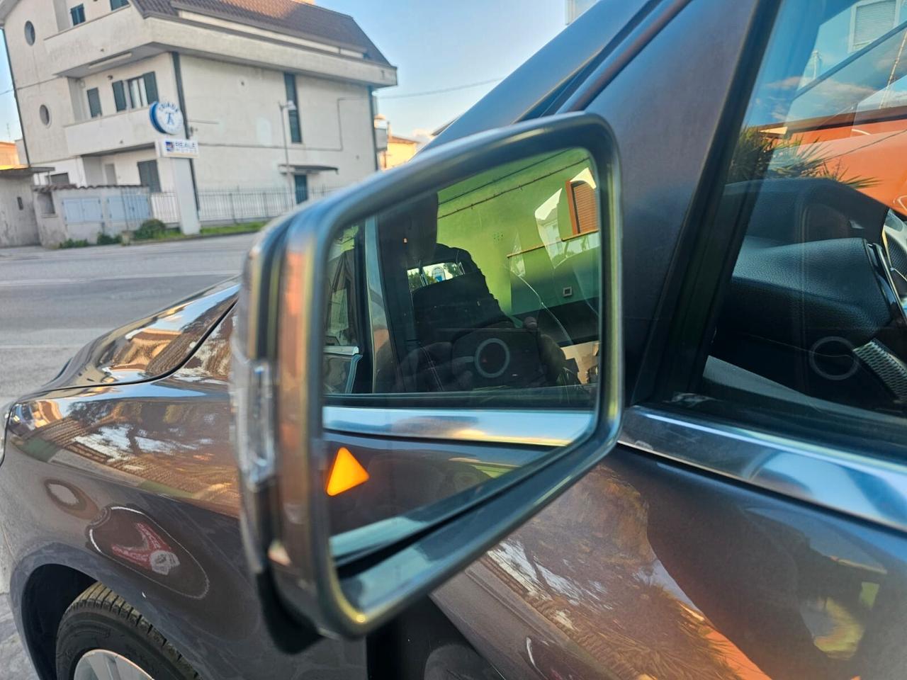 Mercedes-benz B 180 d Premium