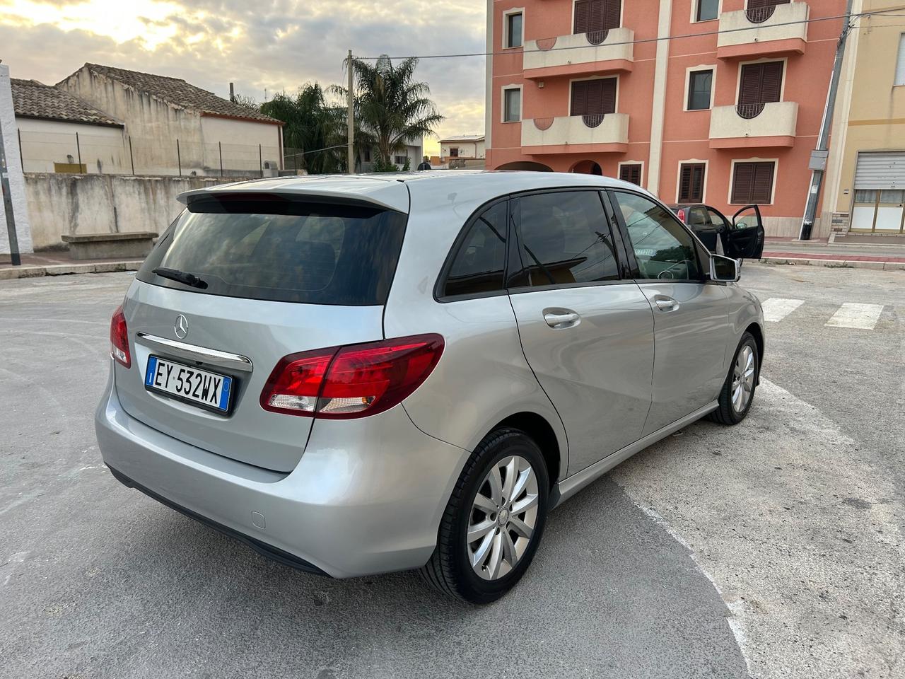 Mercedes-benz B 180 CDI Premium