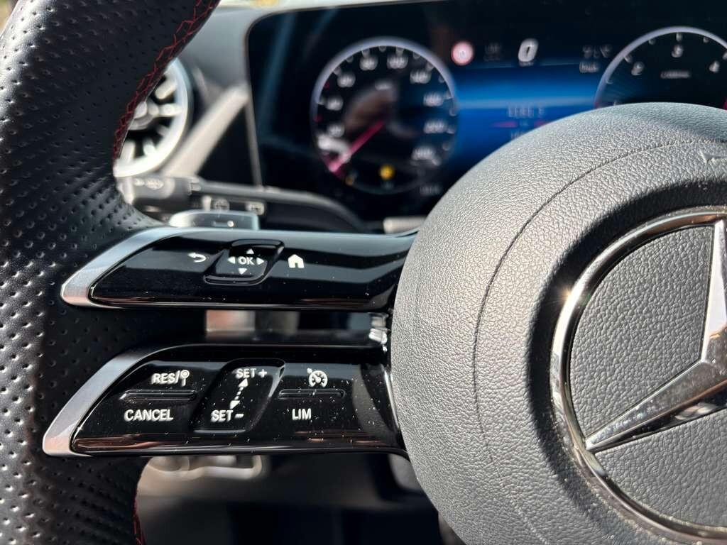 Mercedes-benz GLA 200 d Automatic AMG Line Premium Plus 2024 / KM 36.000 Tua a solo 419 Euro al mese