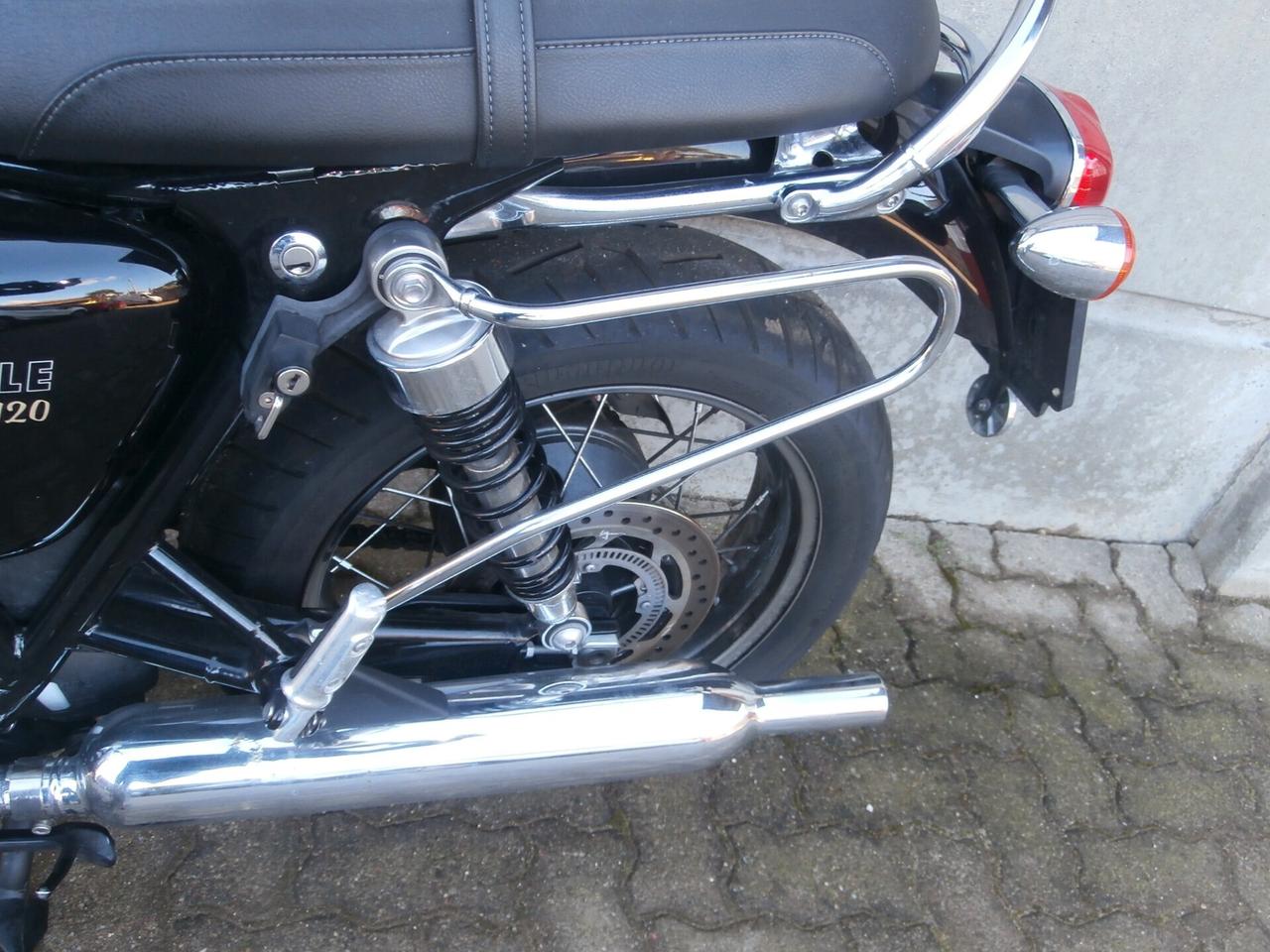 Triumph Bonneville T120 del 2016, Passaggio , tagliando e garanzia inclusi