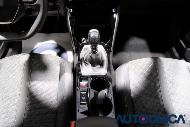 PEUGEOT 2008 PURETECH 100 S&S ALLURE FARI LED NEOPATENTATI
