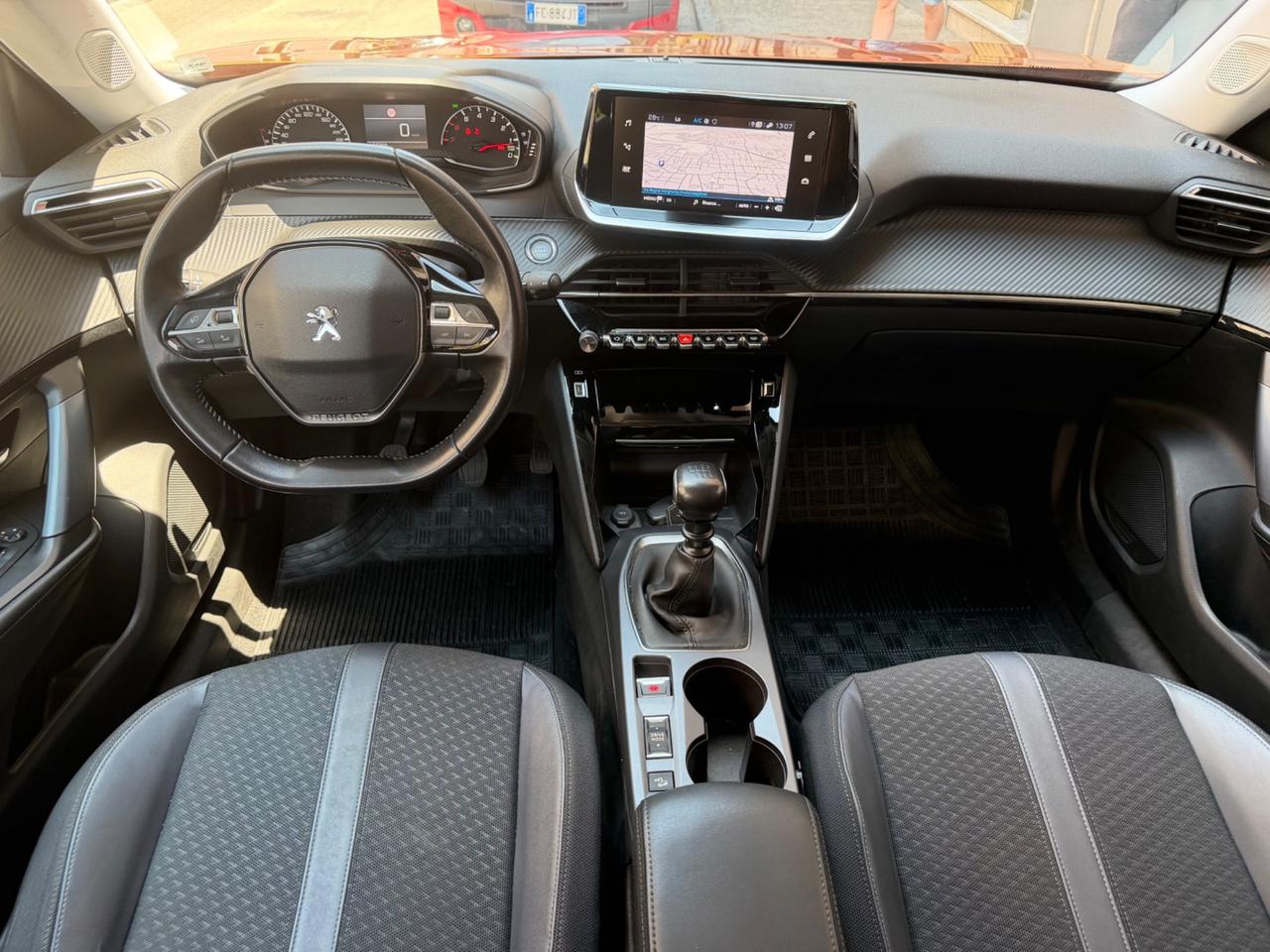 Peugeot 2008 BlueHDi 100 S&S Allure 2020