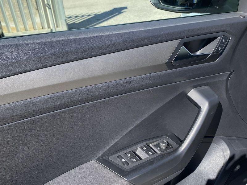 Volkswagen T-Roc Business 1.6 TDI 116CV