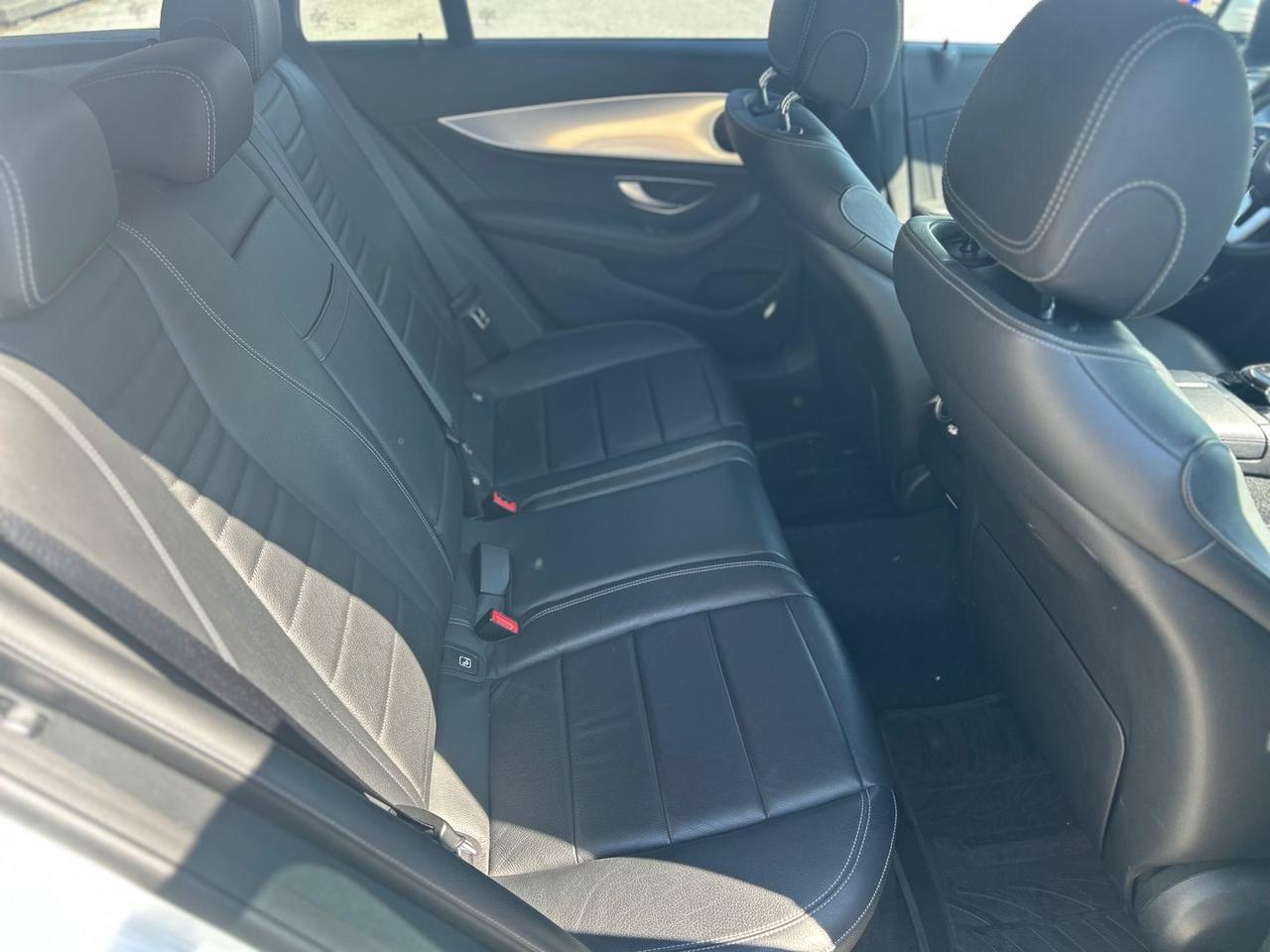 Mercedes-Benz E 220 Premium Plus E 220 D #10317