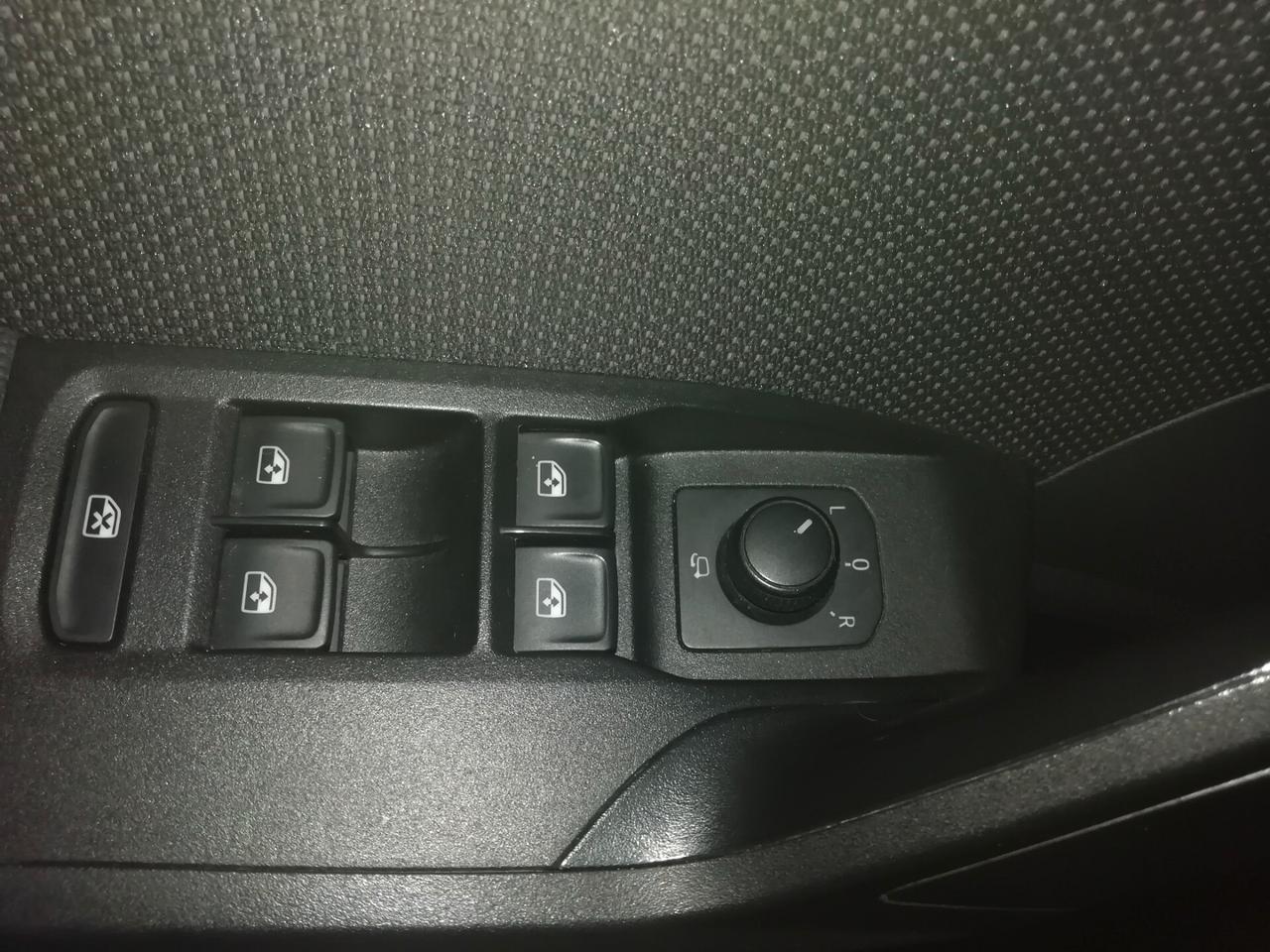 Seat Arona 1.0 TGI XCELLENCE "Fari LED"