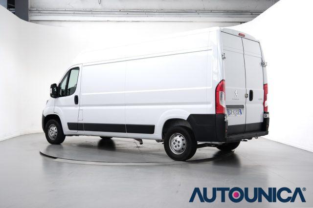 PEUGEOT Boxer 335 2.2 BLUEHDI 140 S&S PLM-TM FURGONE