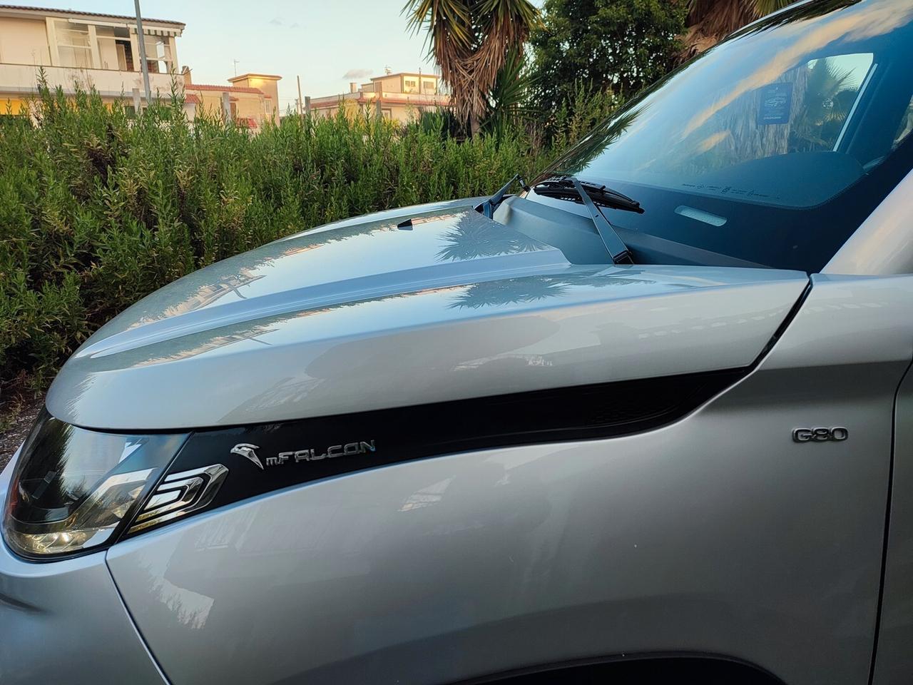 Mahindra KUV100 NXT 1.2 B K8 G80 NAVIGATORE CLIMA CERCHI IN LEGA