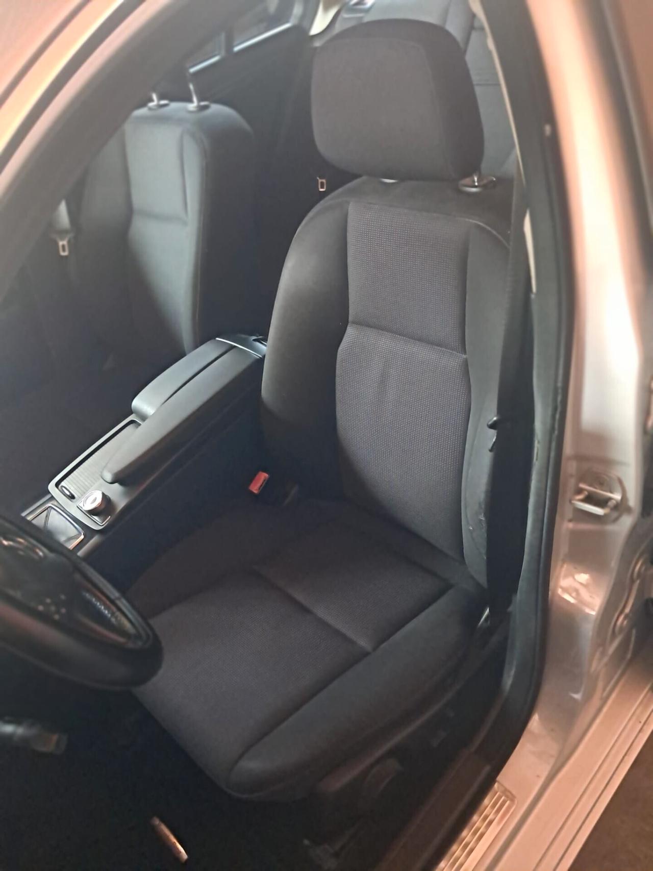 Mercedes-benz C 250 200 CDI S.W. BlueEFFICIENCY Executive