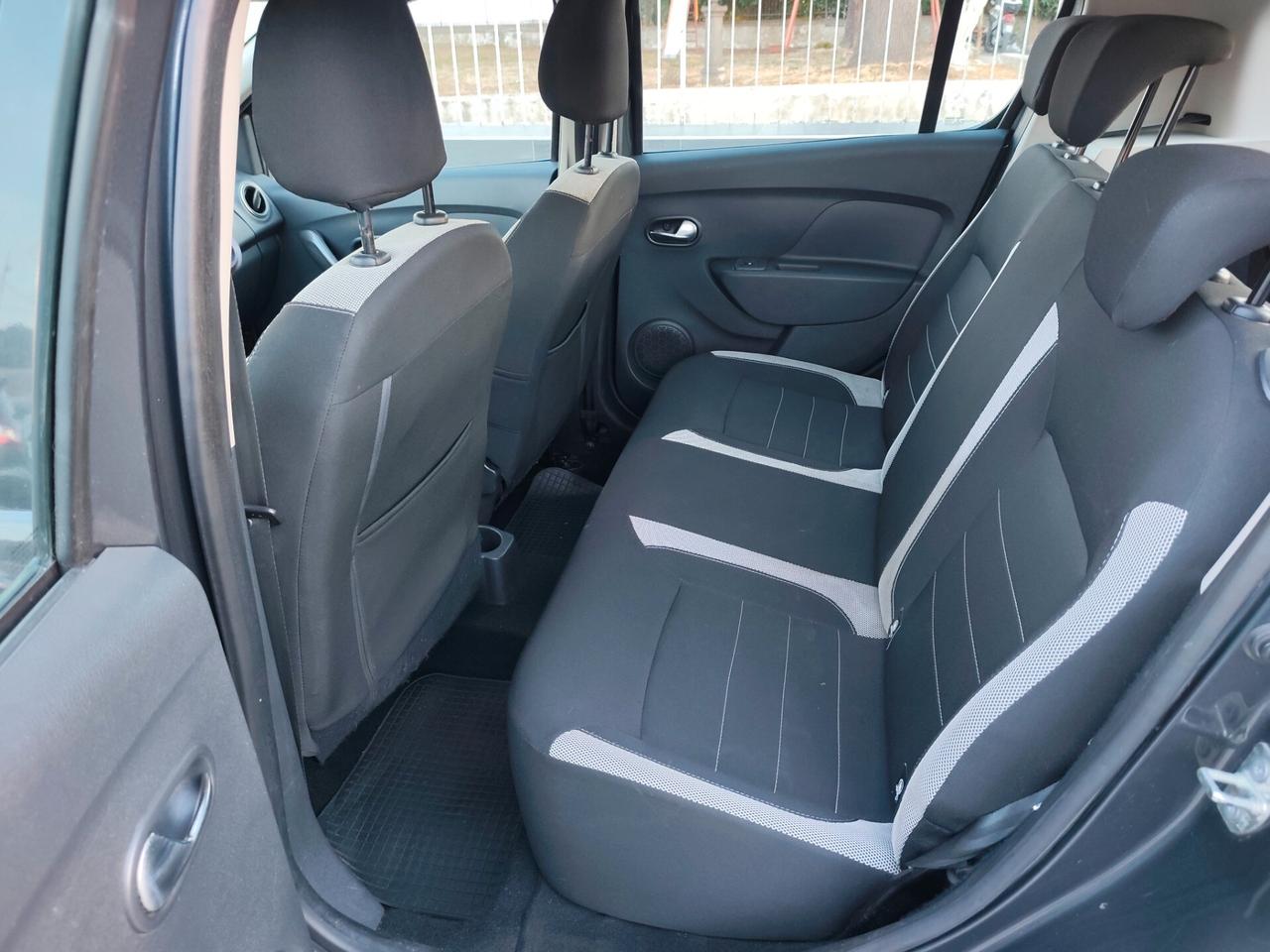 Dacia Sandero Stepway 1.0 BENZINA E GPL DI SERIE