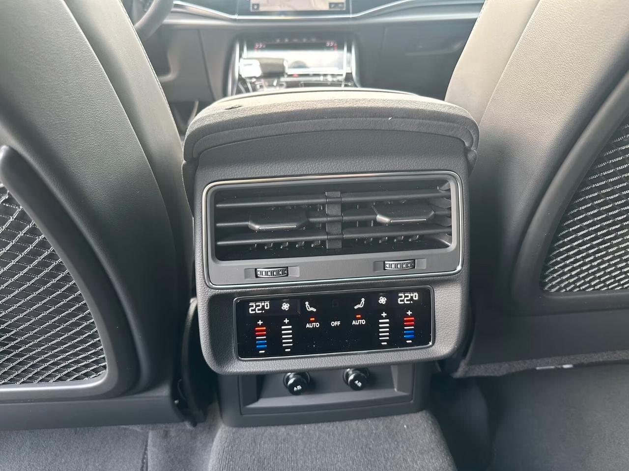 Audi Q8 RS TFSI V8 quattro tiptronic Performance 640 CV