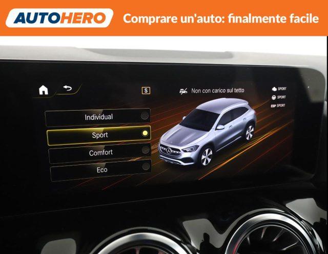 MERCEDES-BENZ GLA 180 d Automatic Premium