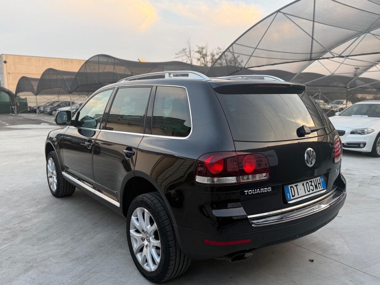 Volkswagen Touareg 3.0/240CV V6 TDI DPF tip. Executive