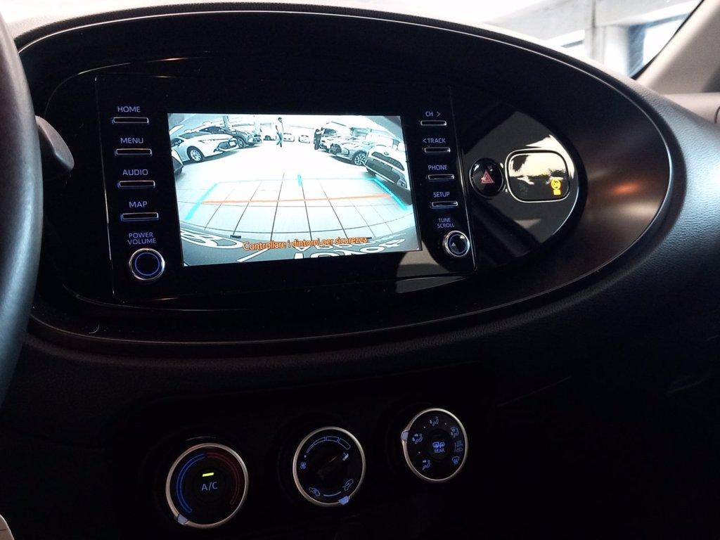 TOYOTA Aygo x 1.0 active 72cv del 2022