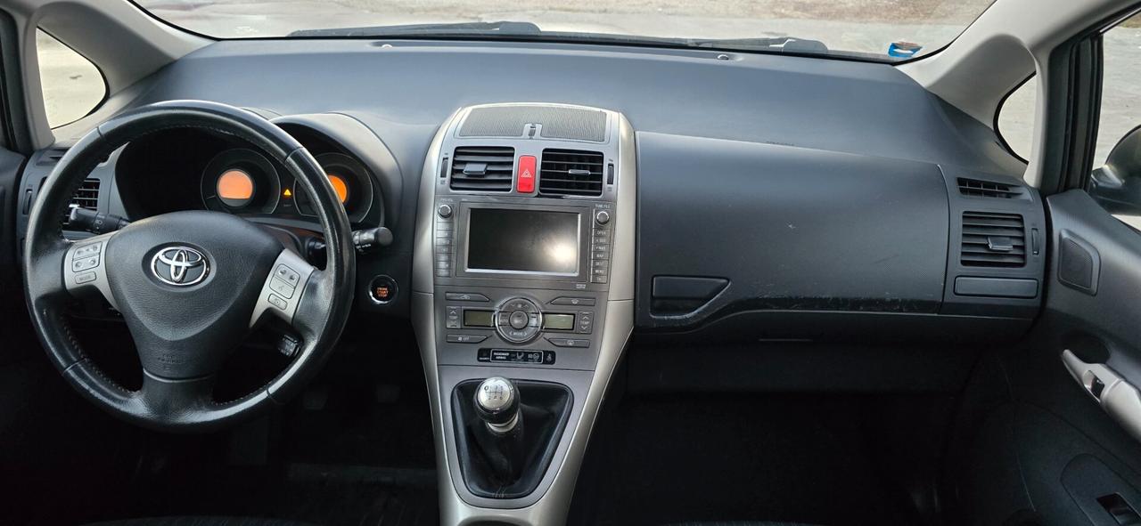 Toyota Auris 2.0 D-4D DPF 5 porte Sol