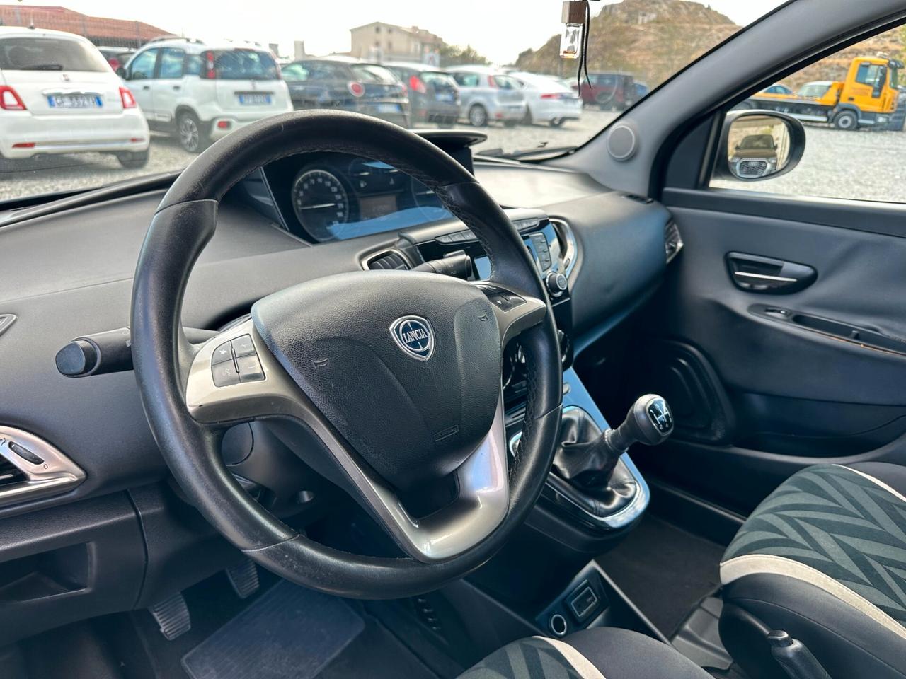 Lancia Ypsilon 1.3 MJT 16V 95 CV 5 porte S&S Platinum