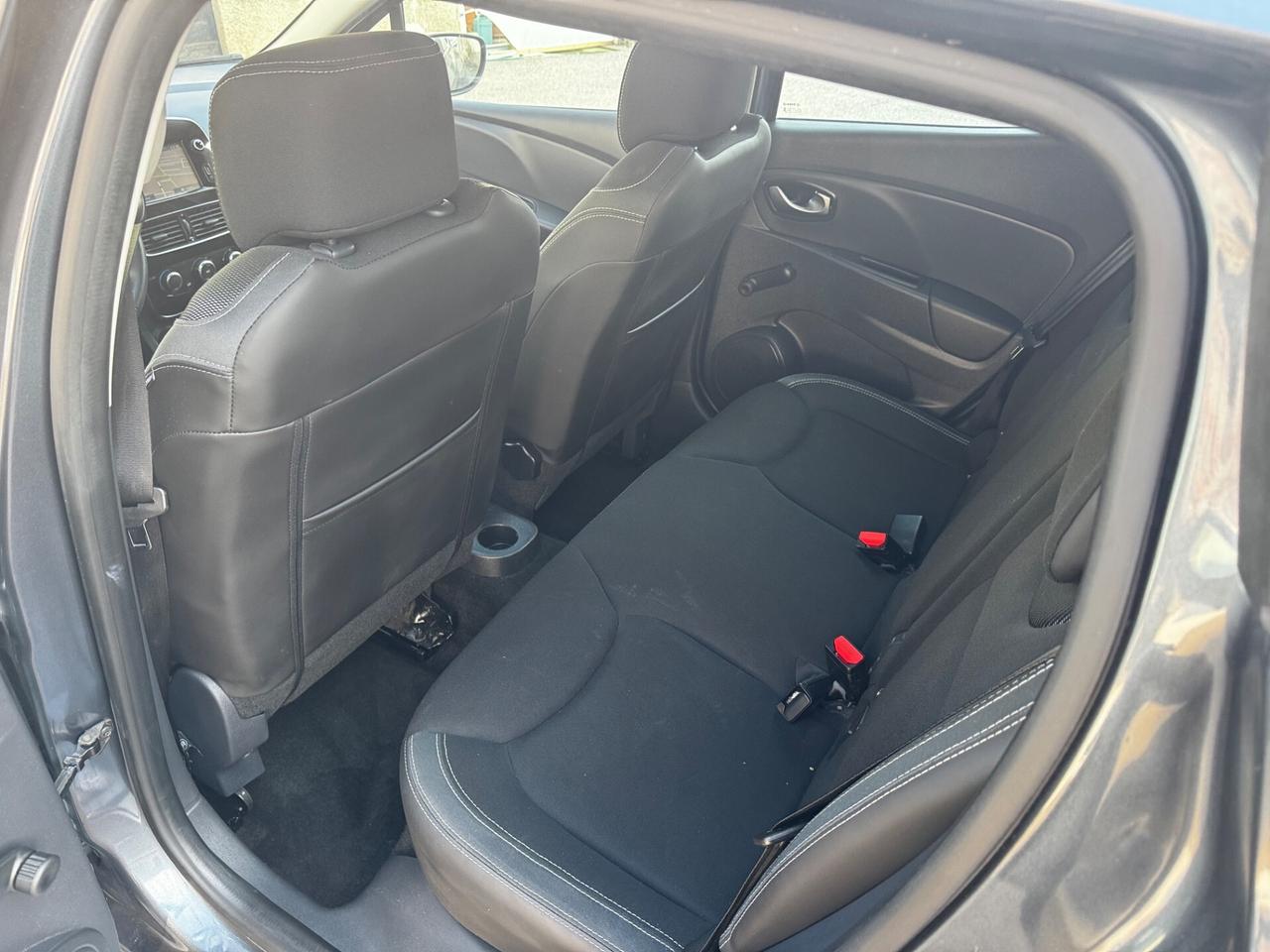 Renault Clio TCe 90 CV GPL 5 porte neopatentati