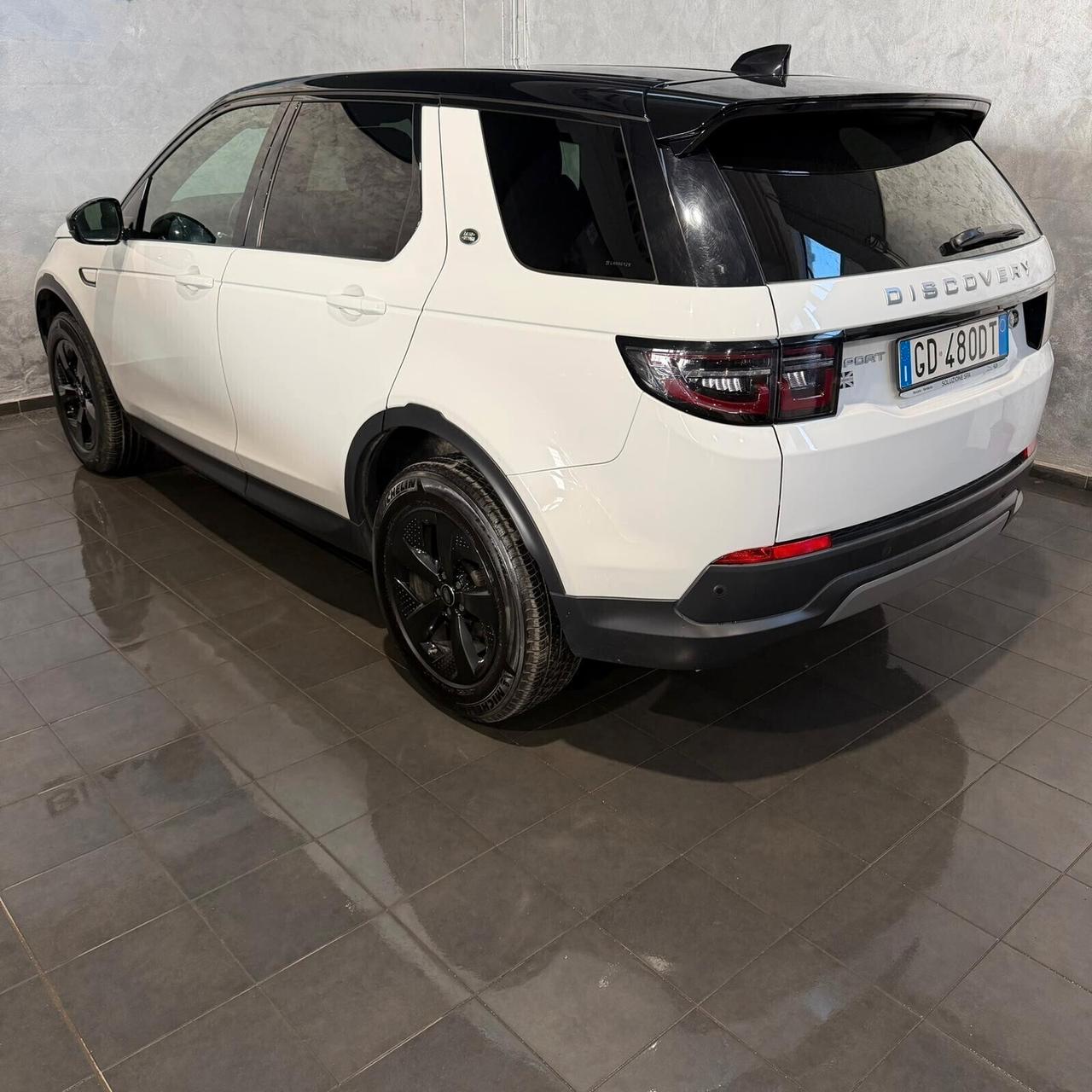 Land Rover Discovery Sport 2.0 eD4 IVA ESPOSTA