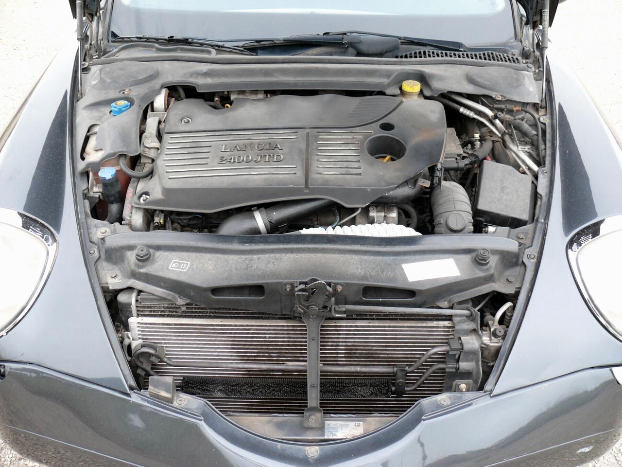 Lancia Thesis 2.4 JTD 20V aut. (M1328)