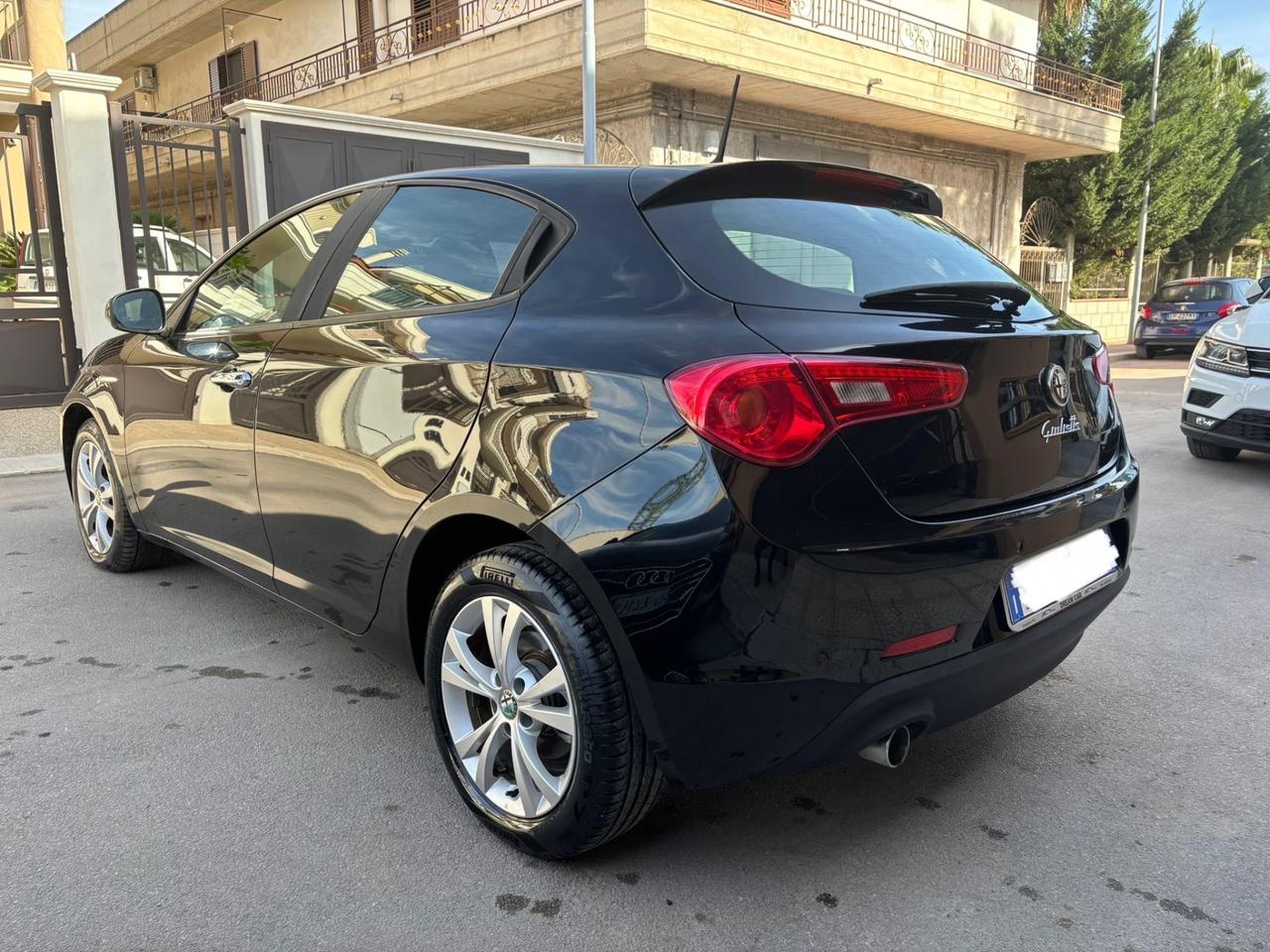 Alfa Romeo Giulietta 1.6 JTDm-2 120 CV Exclusive