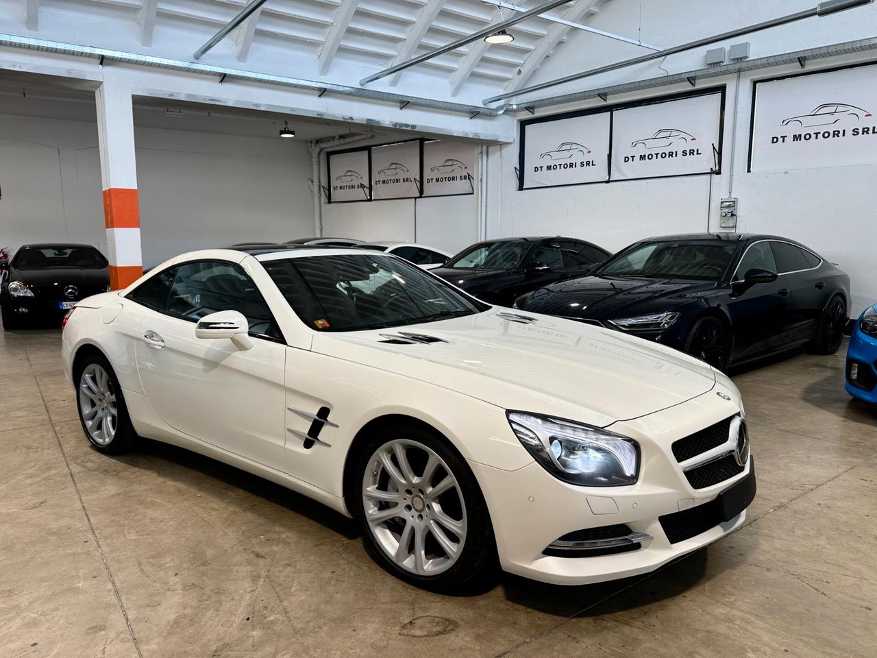 Mercedes-benz SL 350 NEW MODEL - FULL OPTIONAL SERVICE BELLISSIMA!