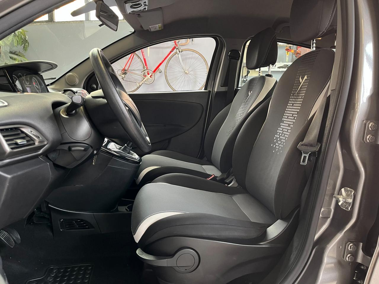 Lancia Ypsilon 1.2cc ELEFANTINO 69cv - UNICA PROPRIETARIA